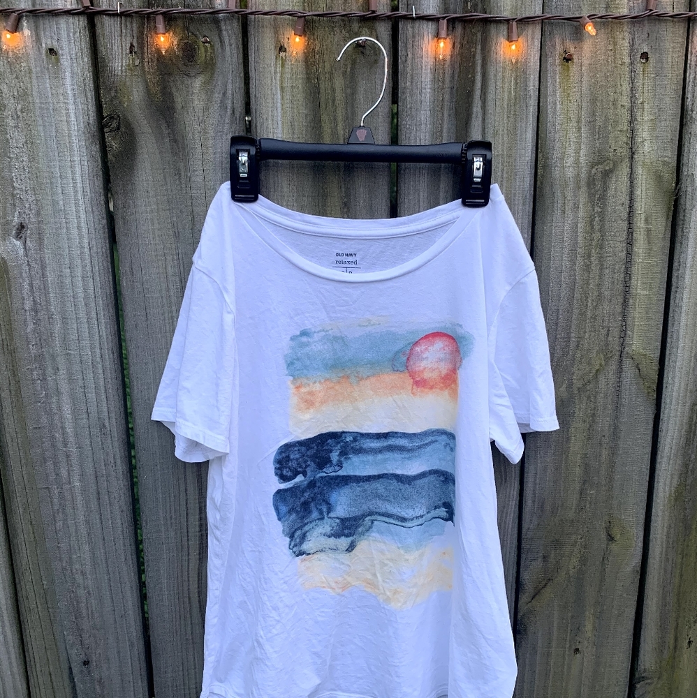 Old Navy tee